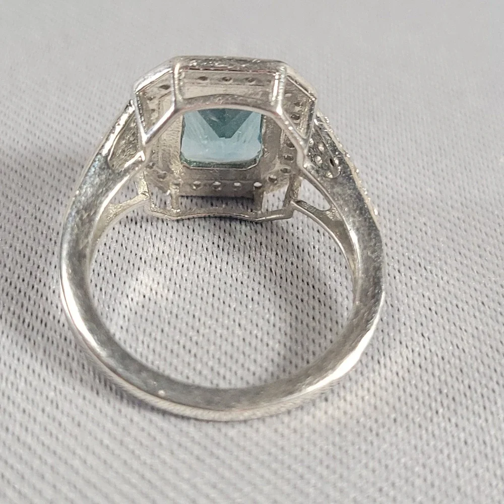 LNT Halo Ring Womens Size 8.75 Silver Aqua Emerald Cut Glass Pave Statement